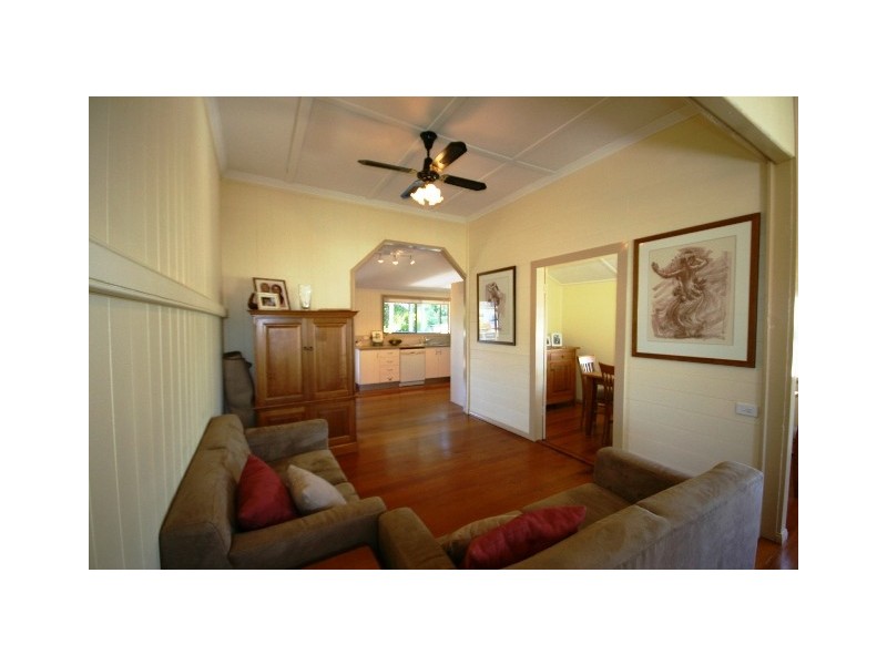 28 Shields Street, Redcliffe QLD 4020