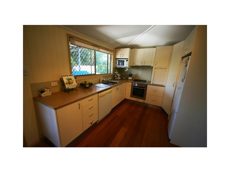 28 Shields Street, Redcliffe QLD 4020