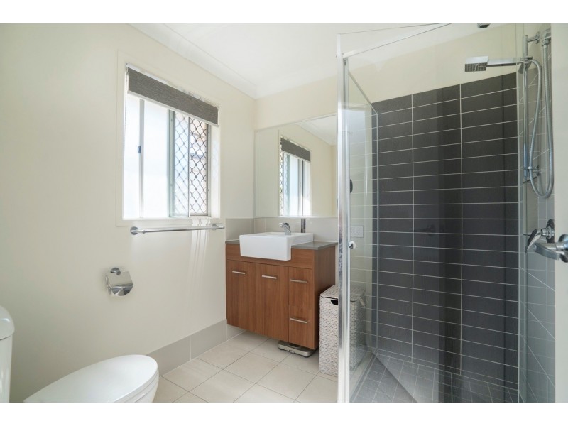 10 Davis Street, Redcliffe QLD 4020