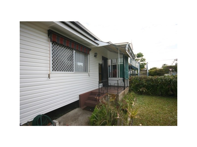 29 Donald Street, Woody Point QLD 4019