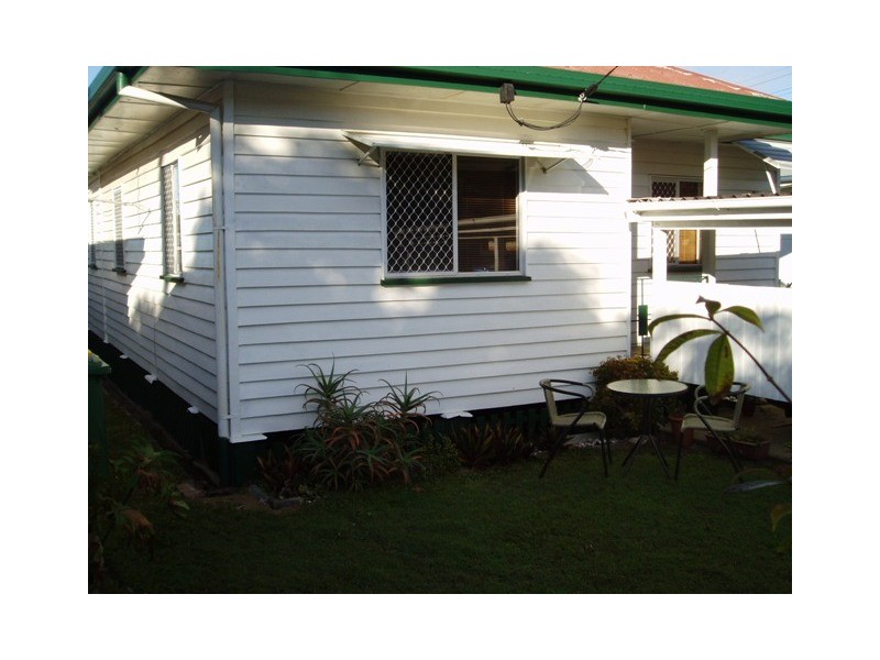 43  Bailey Street, Woody Point QLD 4019