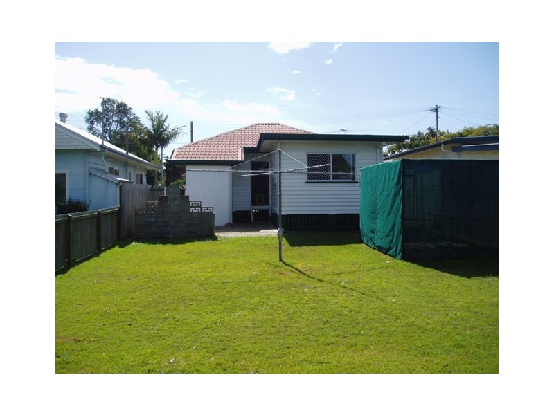 43  Bailey Street, Woody Point QLD 4019
