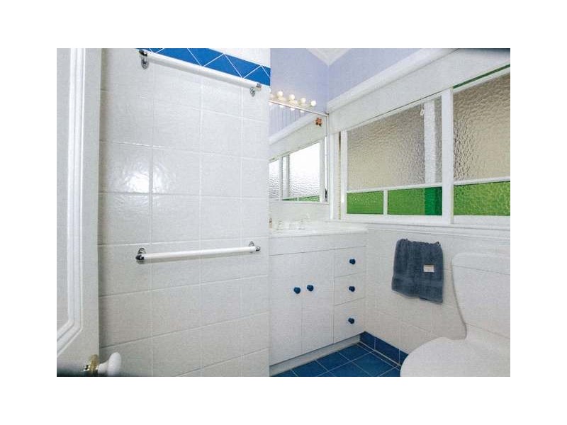 1 Louis Street, Redcliffe QLD 4020