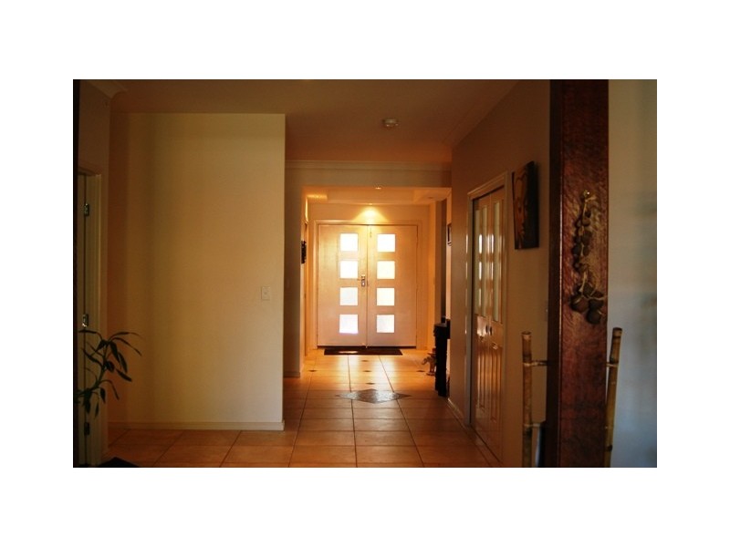 18 Clifford Street, Woody Point QLD 4019