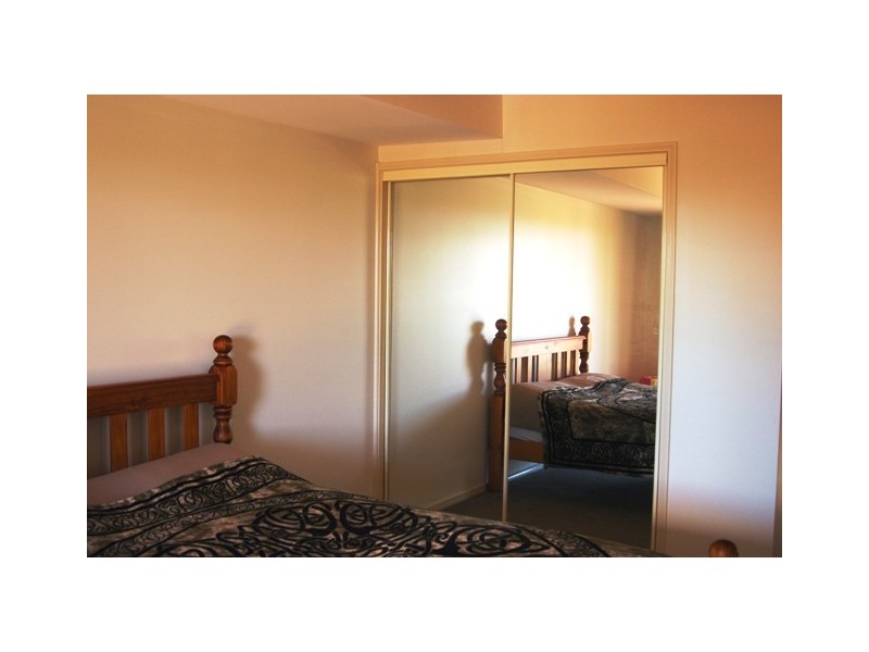 18 Clifford Street, Woody Point QLD 4019