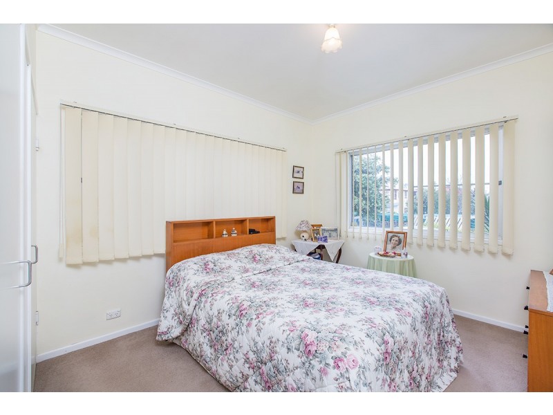 19 Arthur Street, Woody Point QLD 4019