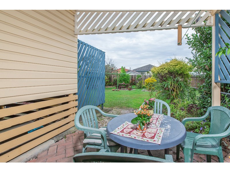 19 Arthur Street, Woody Point QLD 4019