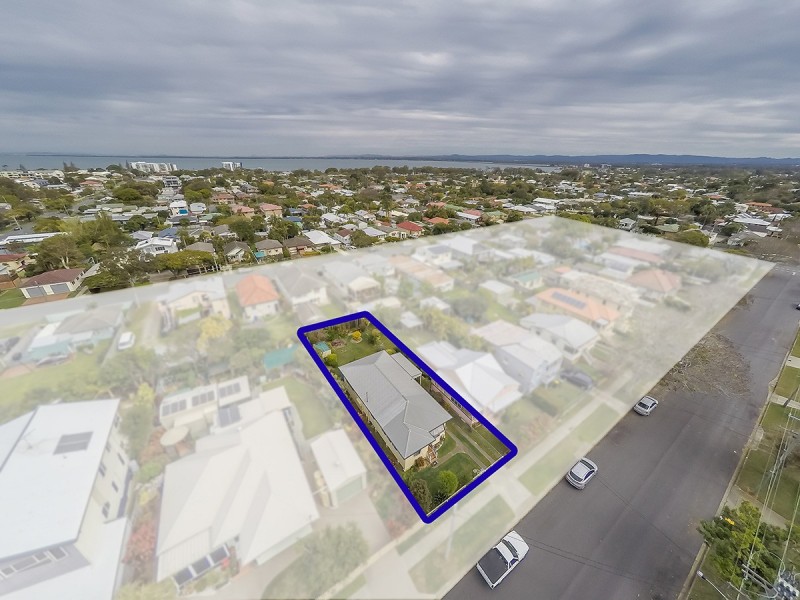 19 Arthur Street, Woody Point QLD 4019