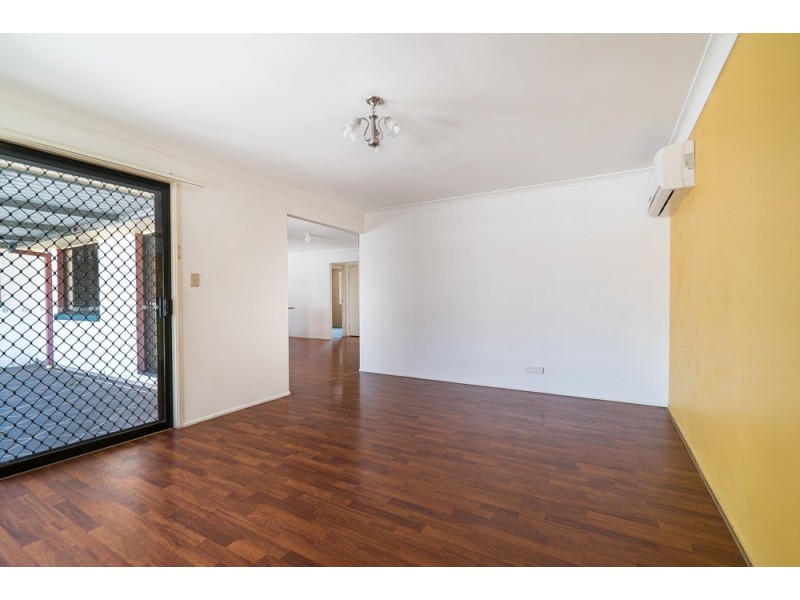 12 Banksia Court, Rothwell QLD 4022