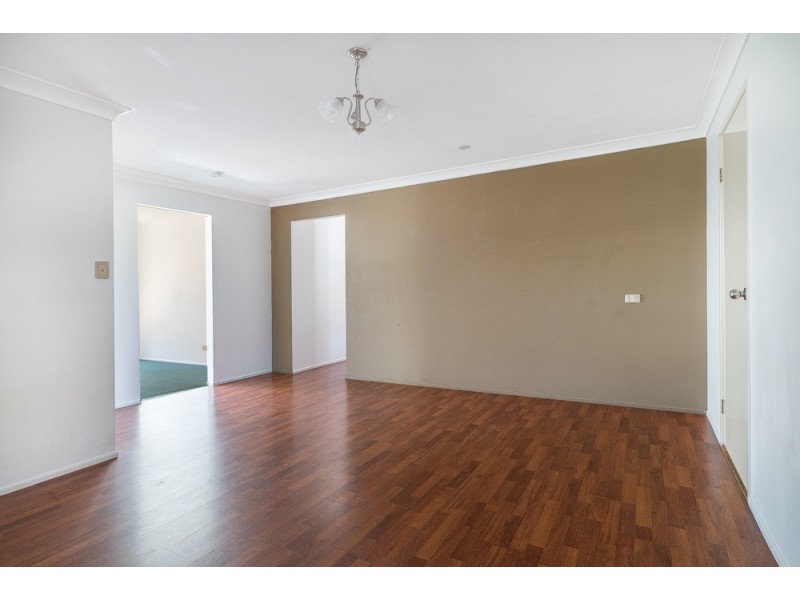 12 Banksia Court, Rothwell QLD 4022