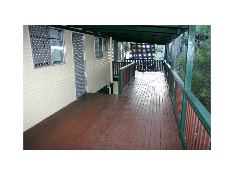 16 Michel Road, Scarborough QLD 4020