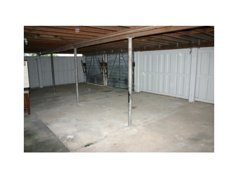 16 Michel Road, Scarborough QLD 4020