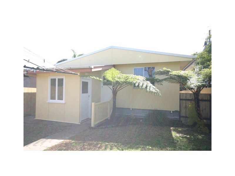 21 Mary Street, Redcliffe QLD 4020