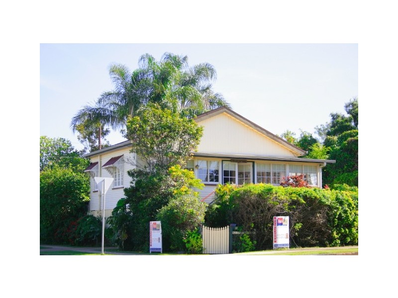51 Prince Edward Parade, Redcliffe QLD 4020