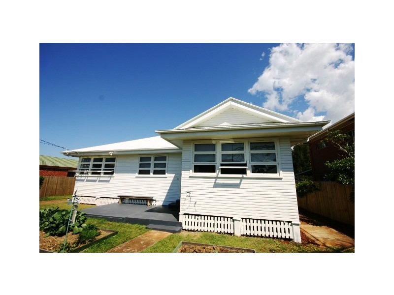 85  King Street, Woody Point QLD 4019