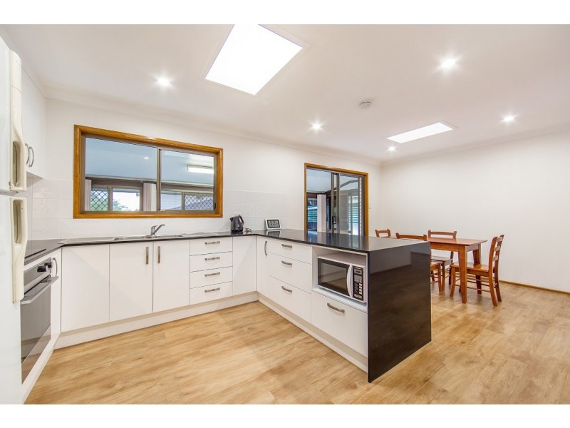 301 Elizabeth Avenue, Clontarf QLD 4019