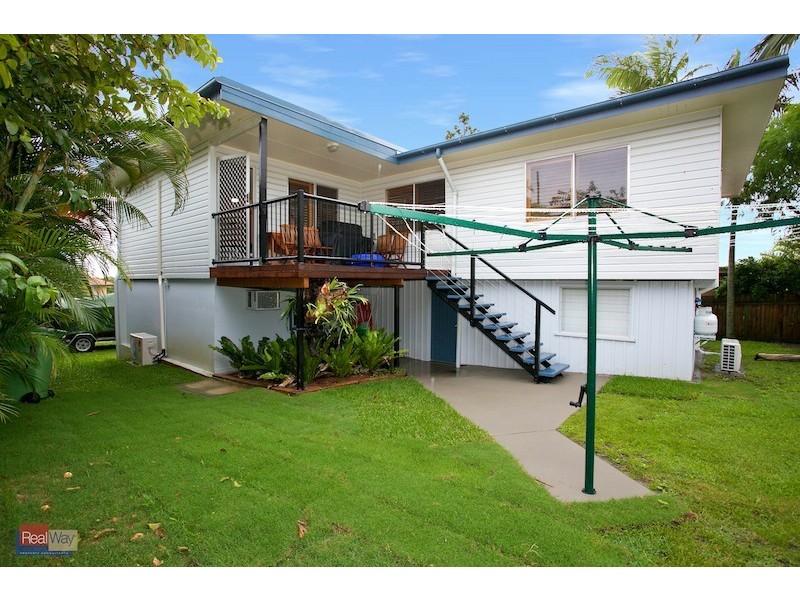 214 Scarborough Road, Scarborough QLD 4020