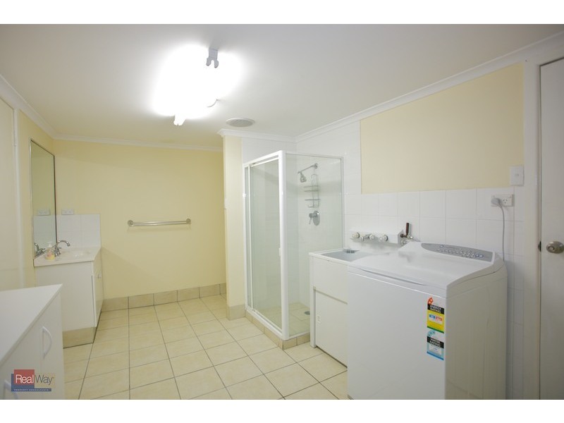 214 Scarborough Road, Scarborough QLD 4020