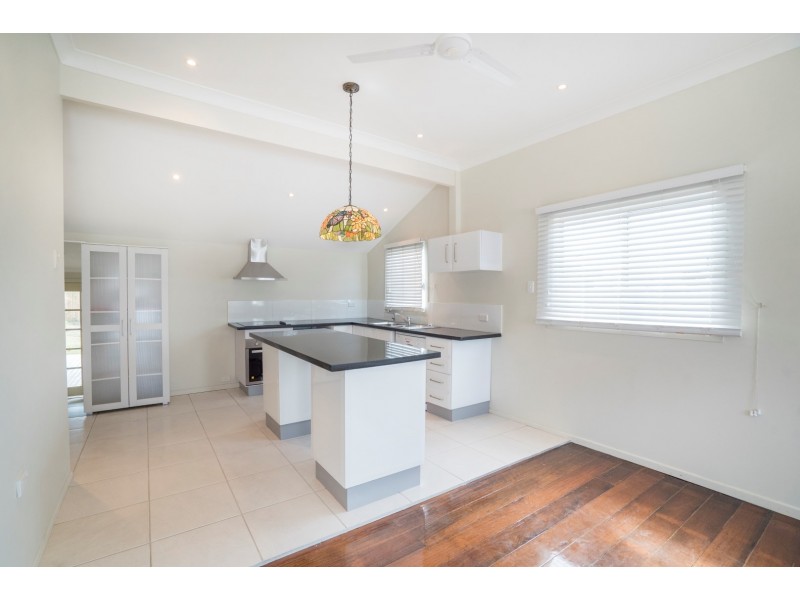 4 Chatham Street, Margate QLD 4019