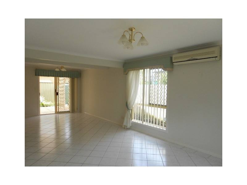 4/86 Georgina Street, Woody Point QLD 4019