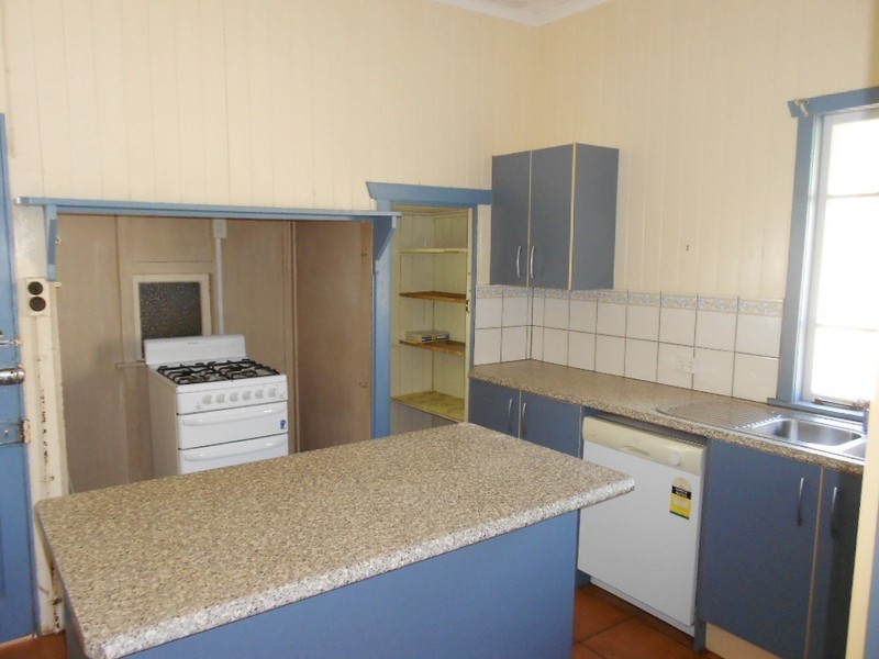 5 Steven Street, Redcliffe QLD 4020