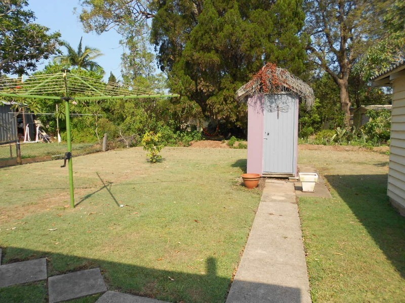 9 Wharf Street, Woody Point QLD 4019