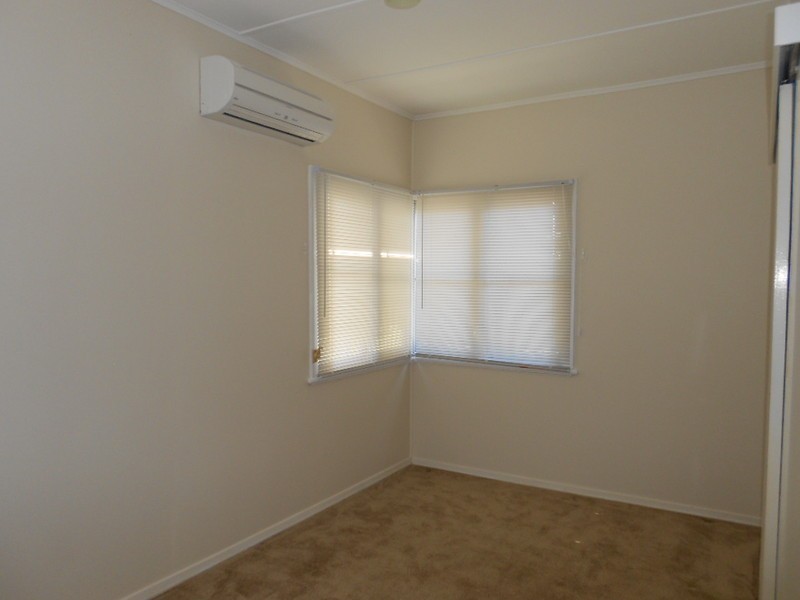 9 Wharf Street, Woody Point QLD 4019