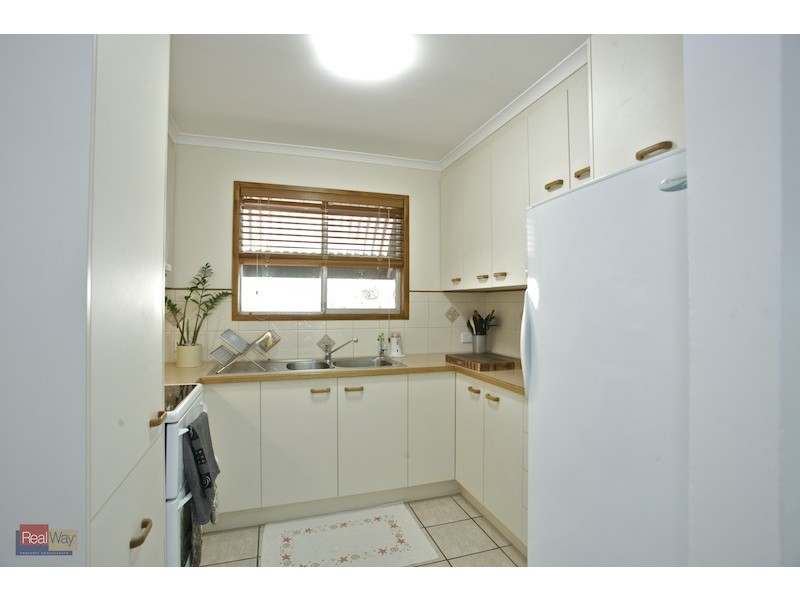 25 Sportsground Street, Redcliffe QLD 4020