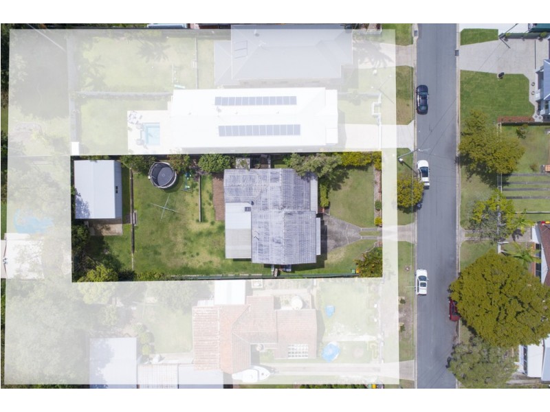 14 Brennan Road, Scarborough QLD 4020