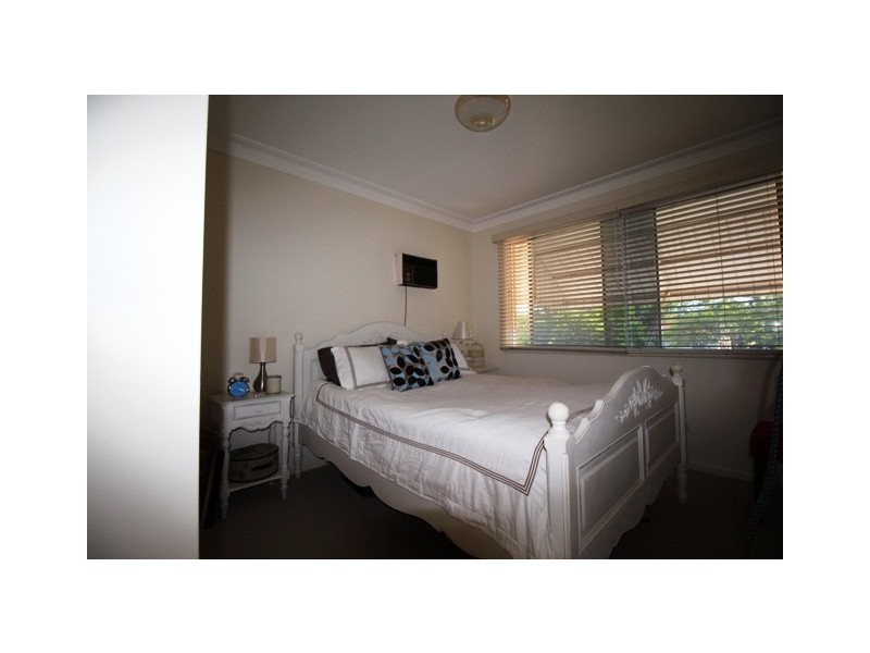14 Brennan Road, Scarborough QLD 4020