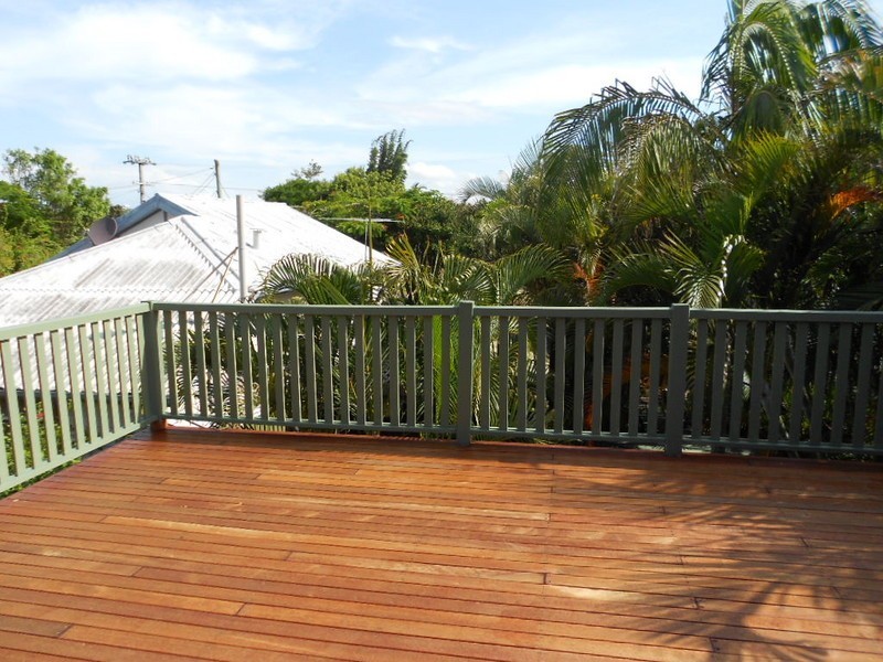 14 Bell Street, Woody Point QLD 4019