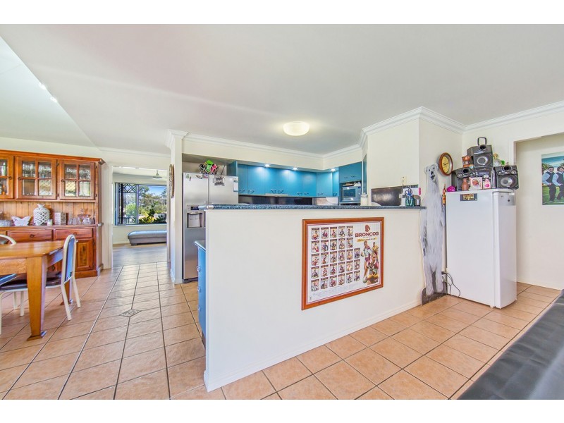 33 Finnegan Street, Rothwell QLD 4022