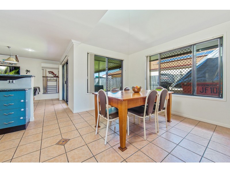 33 Finnegan Street, Rothwell QLD 4022