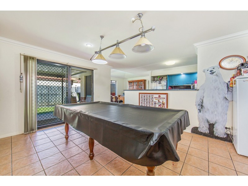 33 Finnegan Street, Rothwell QLD 4022