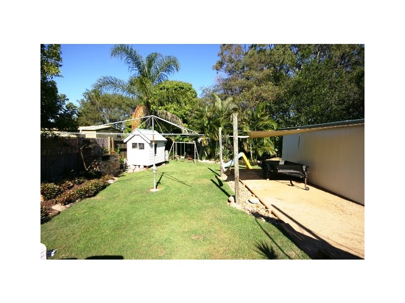 1 Rogers Road, Clontarf QLD 4019