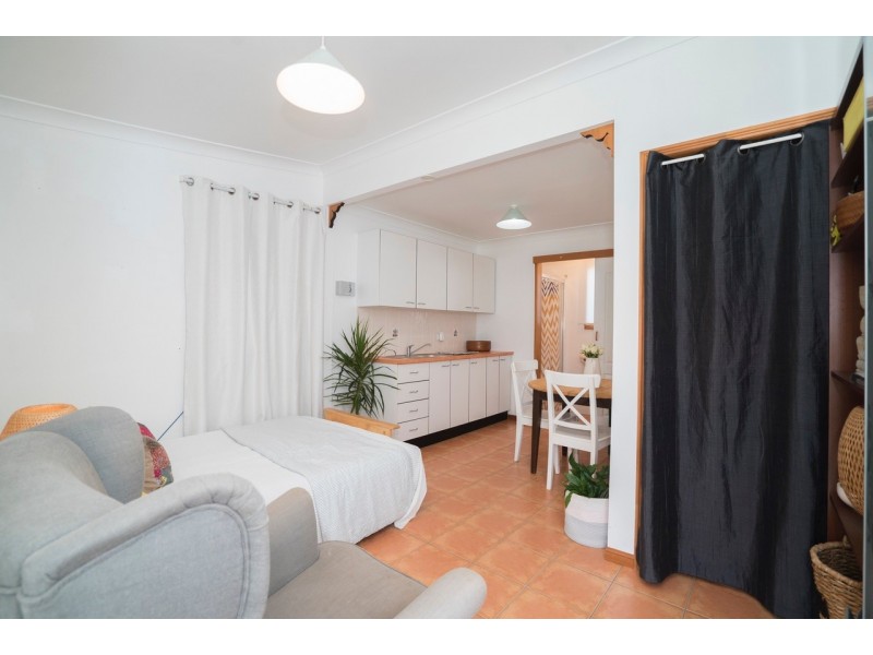 50 Dodds Street, Margate QLD 4019