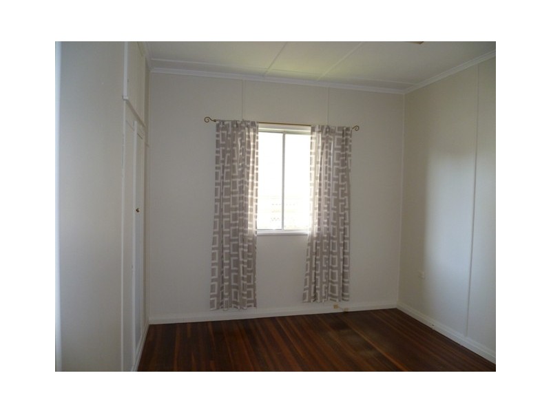 522 Oxley Avenue, Redcliffe QLD 4020