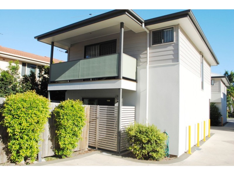 2/63 Lower King Street, Caboolture QLD 4510