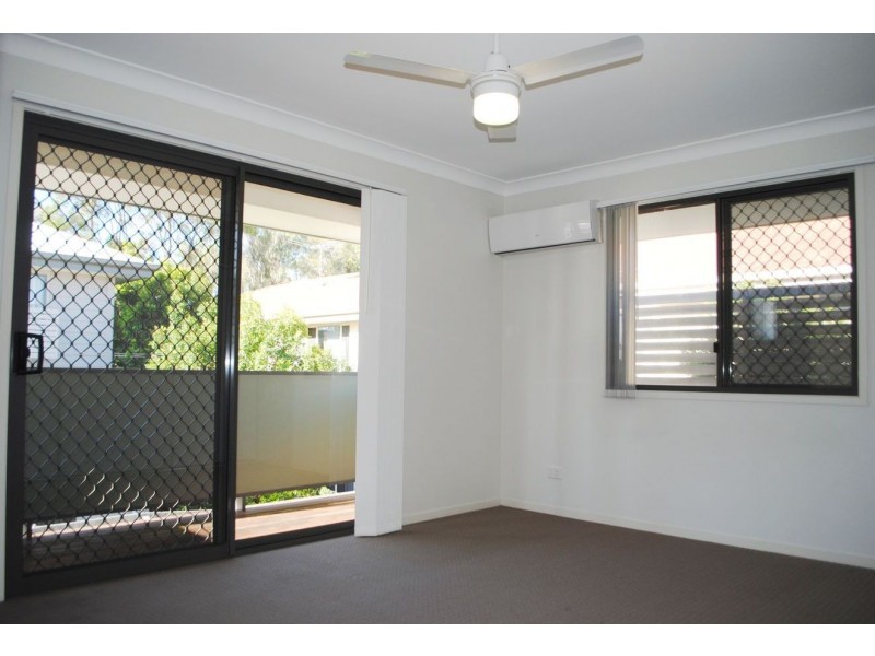 2/63 Lower King Street, Caboolture QLD 4510