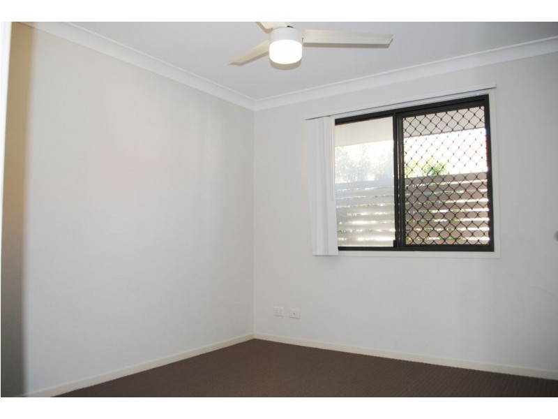 2/63 Lower King Street, Caboolture QLD 4510