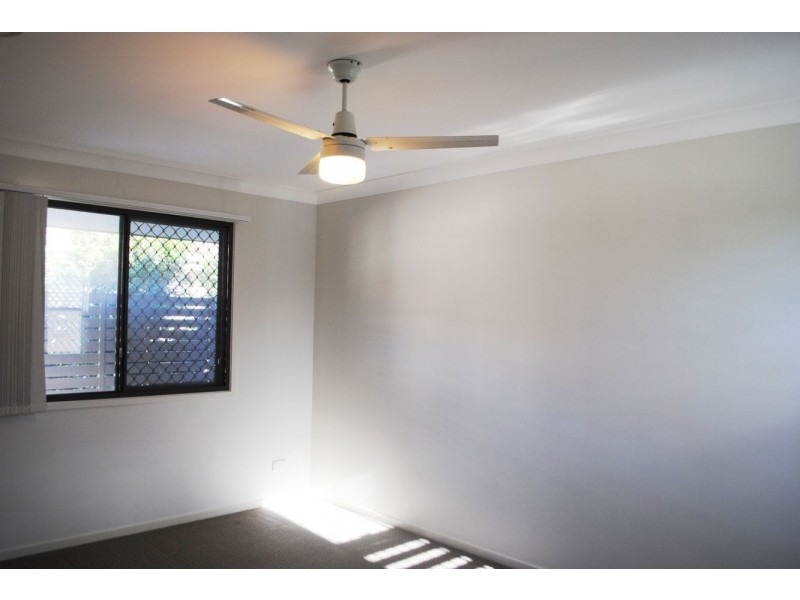 2/63 Lower King Street, Caboolture QLD 4510