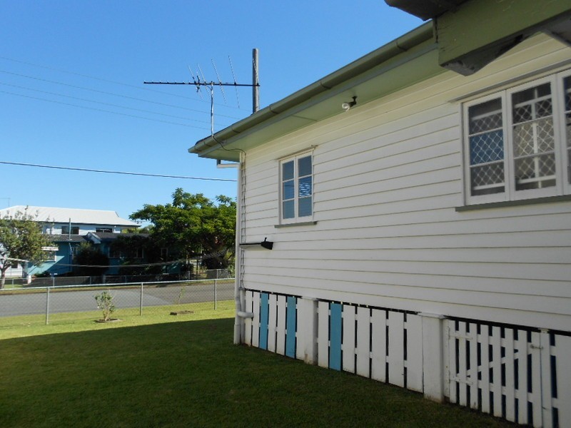 21 Westbrook Street, Woody Point QLD 4019