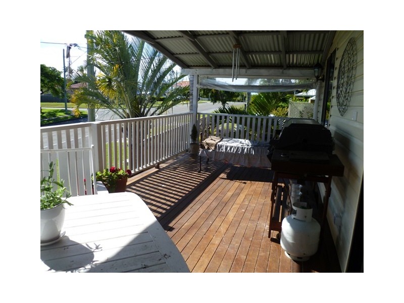 51 Griffith Road, Scarborough QLD 4020