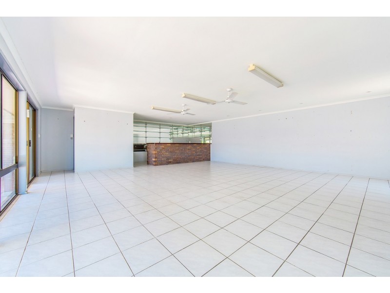 7 Beutel Court, Kippa-ring QLD 4021