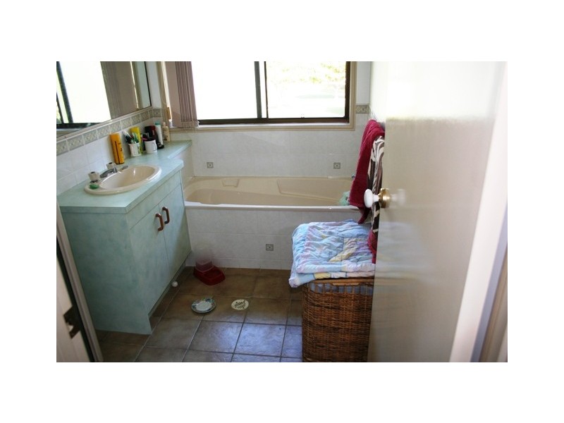 18 Seawitch Cresent, Cooloola QLD 4580