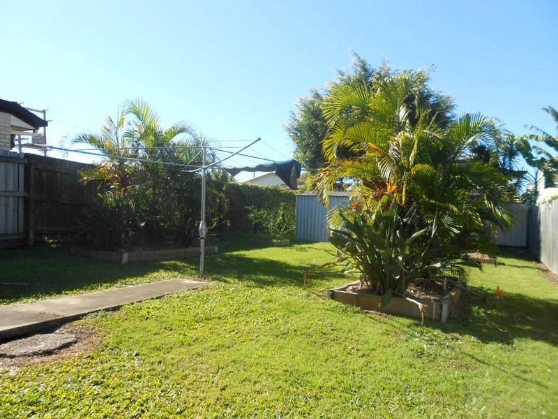 38 Mclennan Street, Woody Point QLD 4019