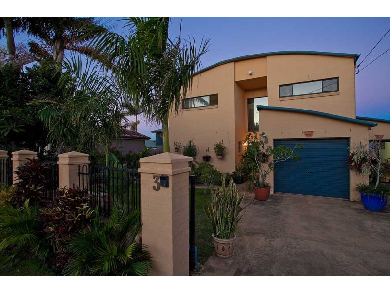 3 Bayview Terrace, Clontarf QLD 4019