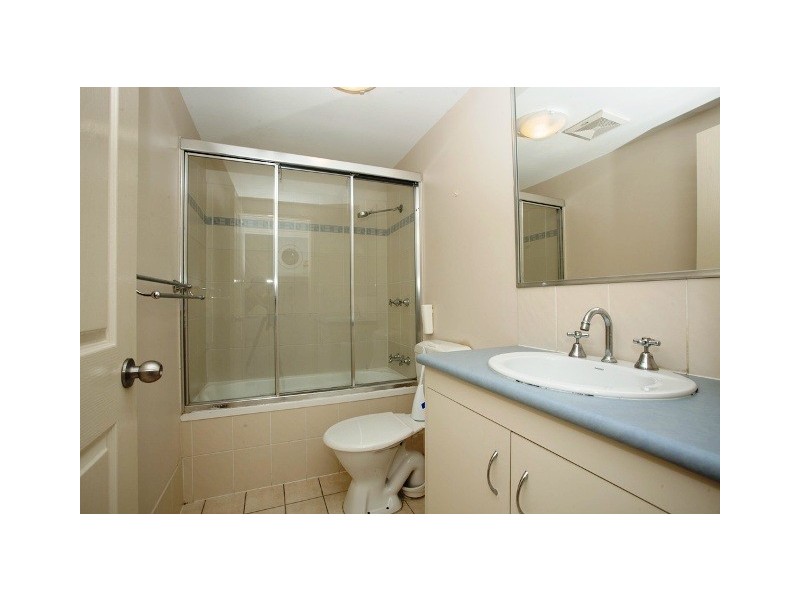 2/2-4 Irene Street, Redcliffe QLD 4020