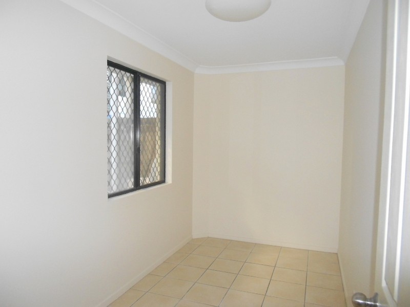 4/16 Georgina Street, Woody Point QLD 4019