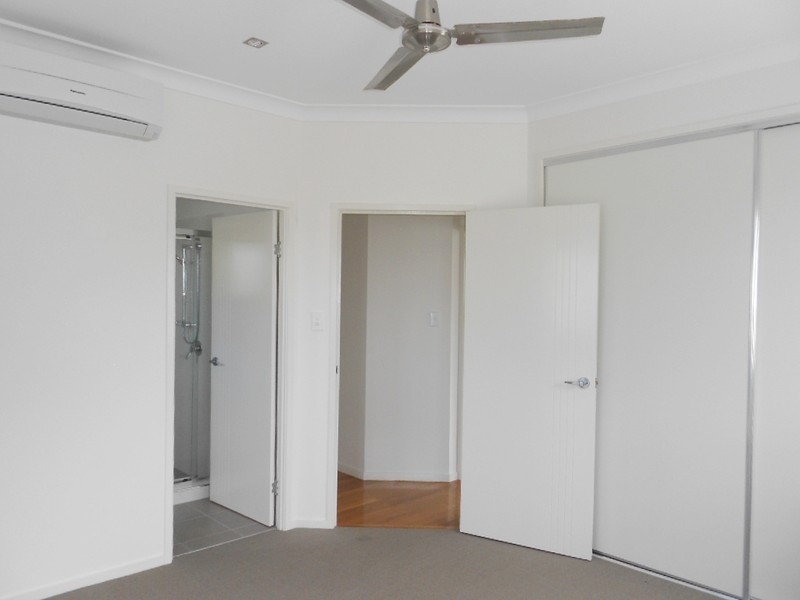 8/12 Georgina Street, Woody Point QLD 4019